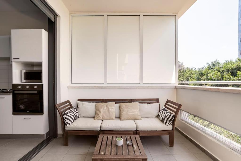 Sunny Luxury Apartments Tel Aviv Exterior foto